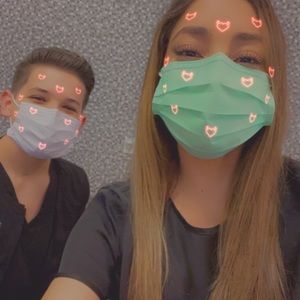 Meet your Posher, Kelli